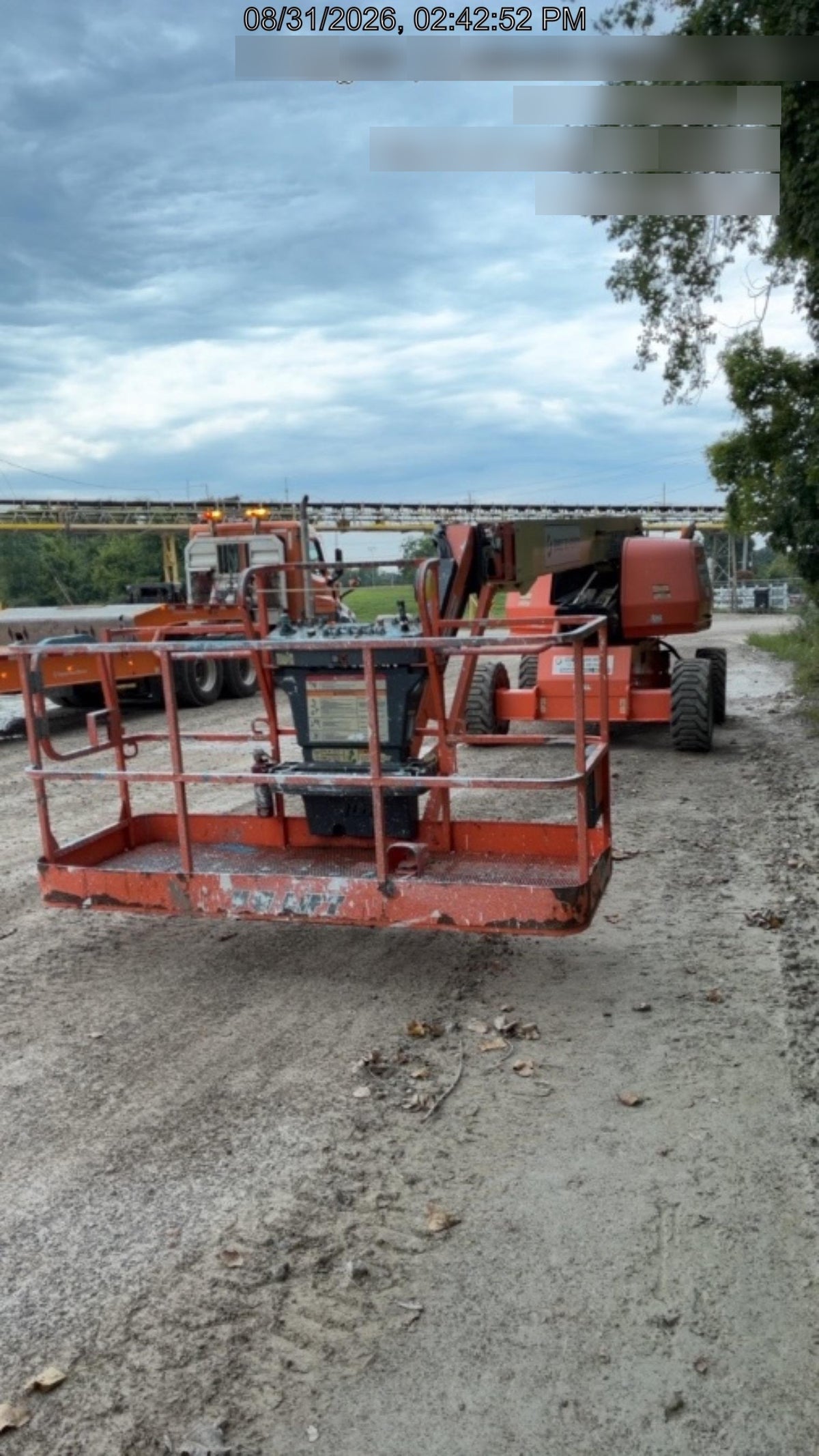 2019 JLG 660SJ