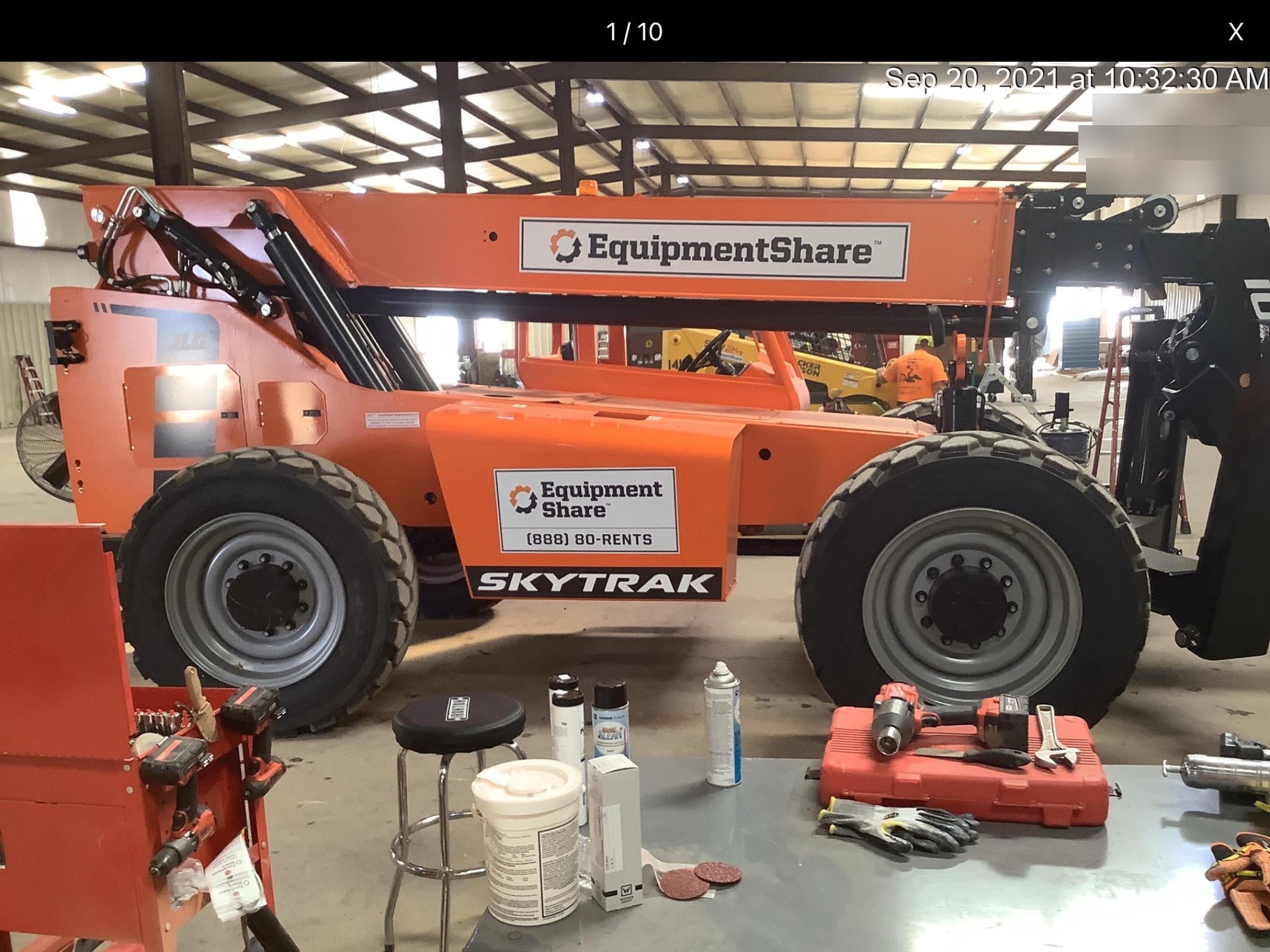 2021 SKYTRAK 10054