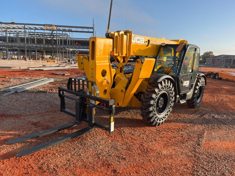 2025 JCB 510-56
