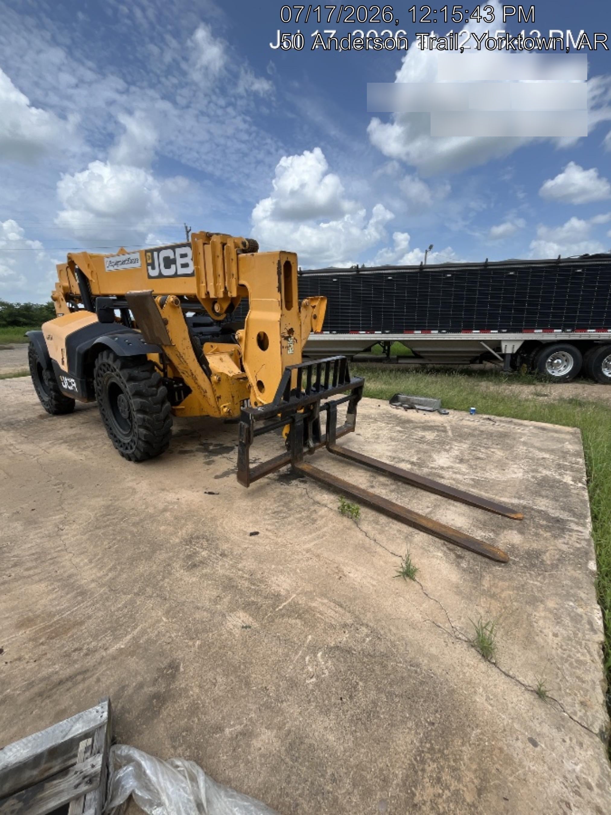 2019 JCB 510-56 Canopy, 74 HP, Solid Tires, STD Worklight, Beacon, Aux Hydraulics, Lifting Eye, Back up Alarm w/66" Carriage/60" Forks