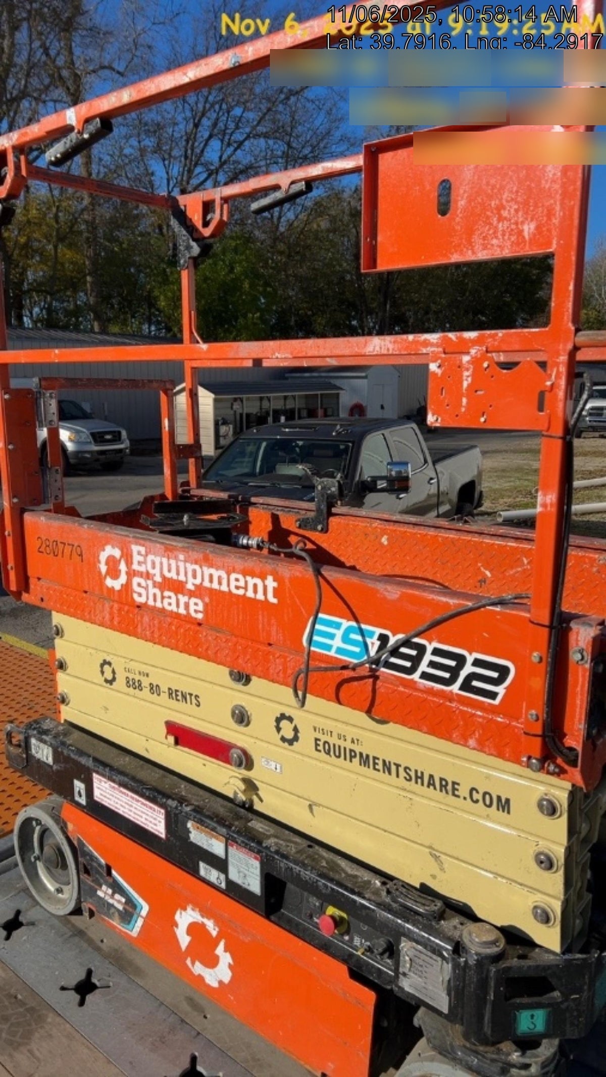 2022 JLG ES1932