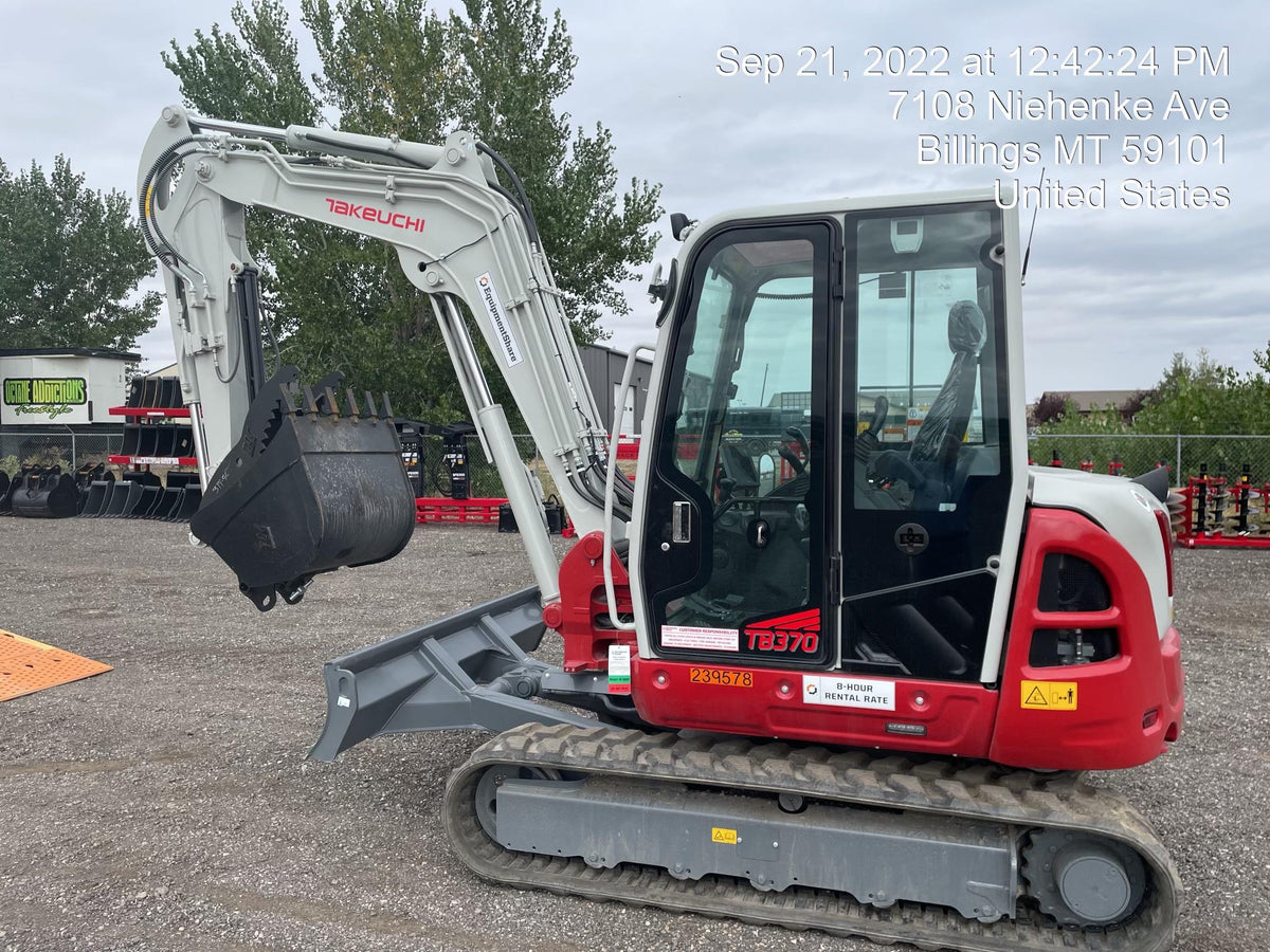 2021 TAKEUCHI TB370CR