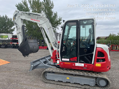 2021 TAKEUCHI TB370CR