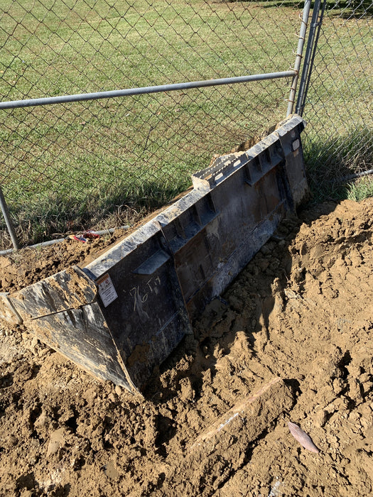 2020 EMKAY 48" Pallet Forks - Emkay