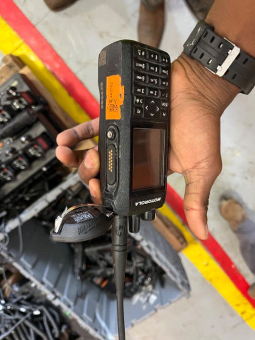 2024 MOTOROLA R7 DISPLAY