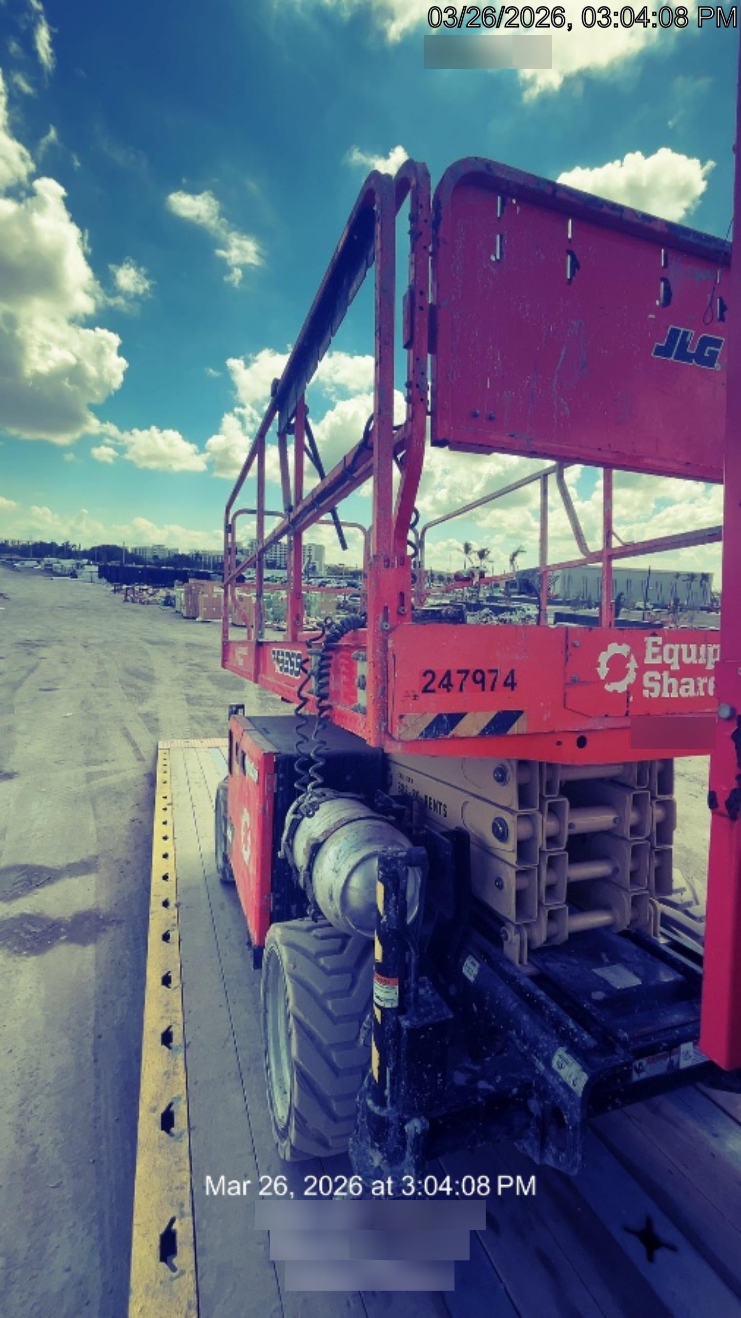 2022 JLG RT3369