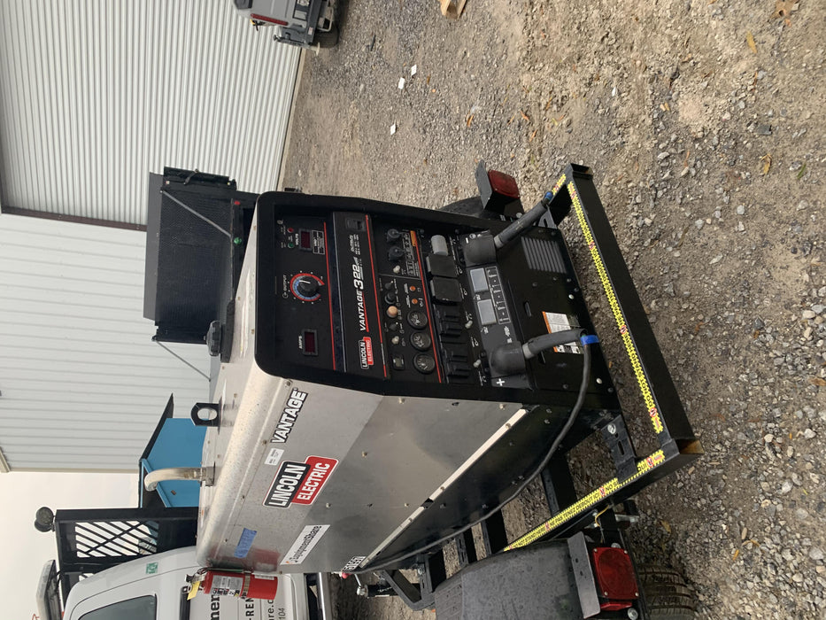 2019 Lincoln Electric Vantage 322 Welder Ready-Pak 3, Two wheel trailer, Fender and Light kit, Cable Rack