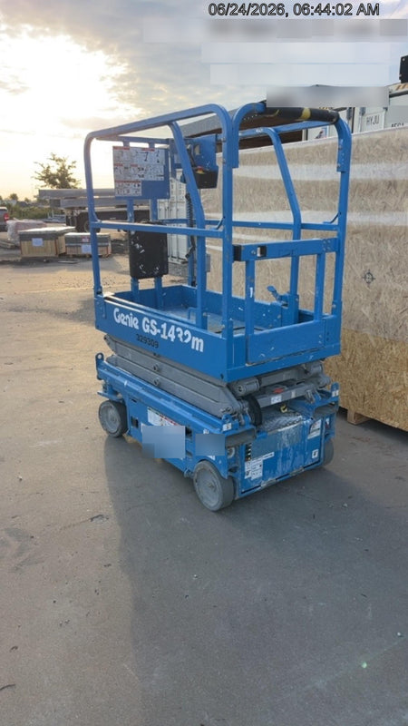 2023 GENIE GS-1432