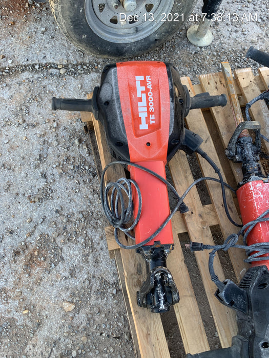 2020 HILTI TE 3000-AVR