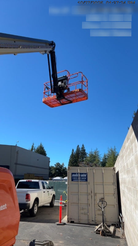 2025 JLG 660SJ