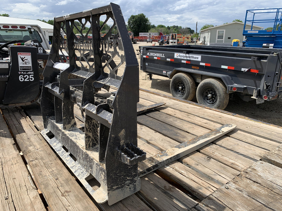 2022 PALADIN 48" Pallet Forks - Paladin