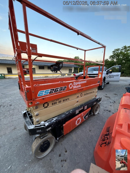 2022 JLG ES2632