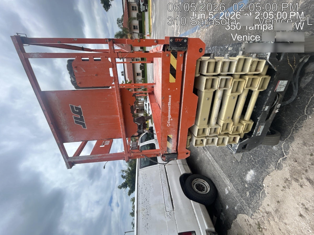 2022 JLG R4045