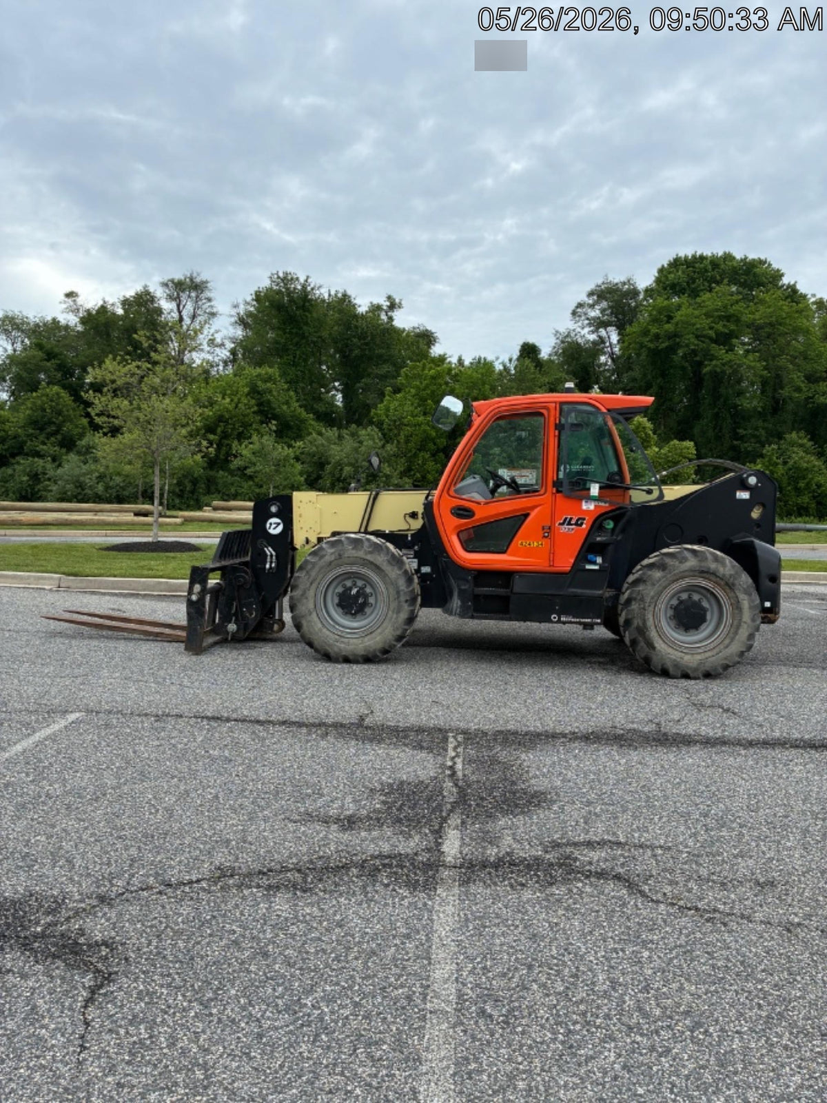 2024 JLG 1732