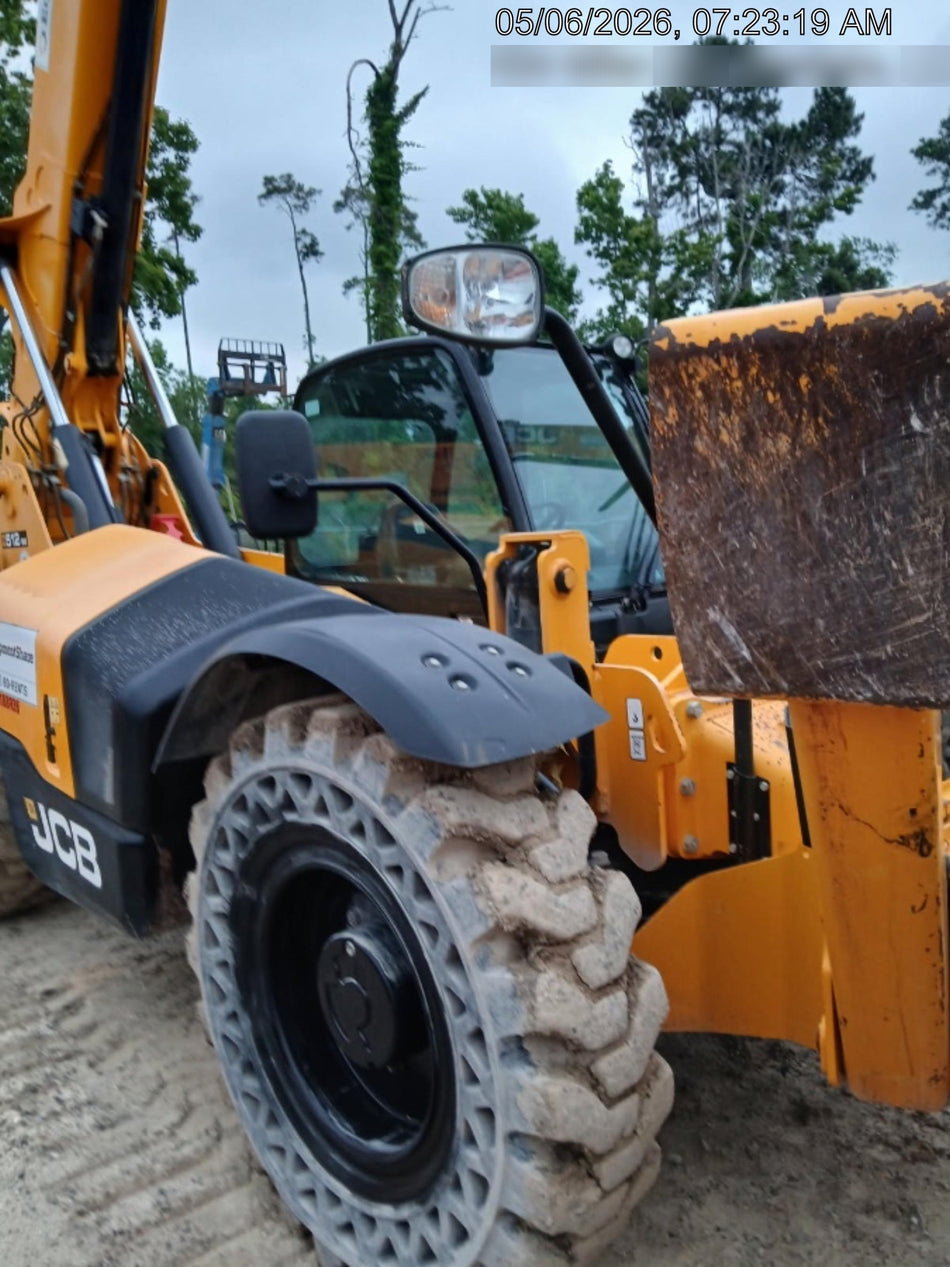 2021 JCB 512-56