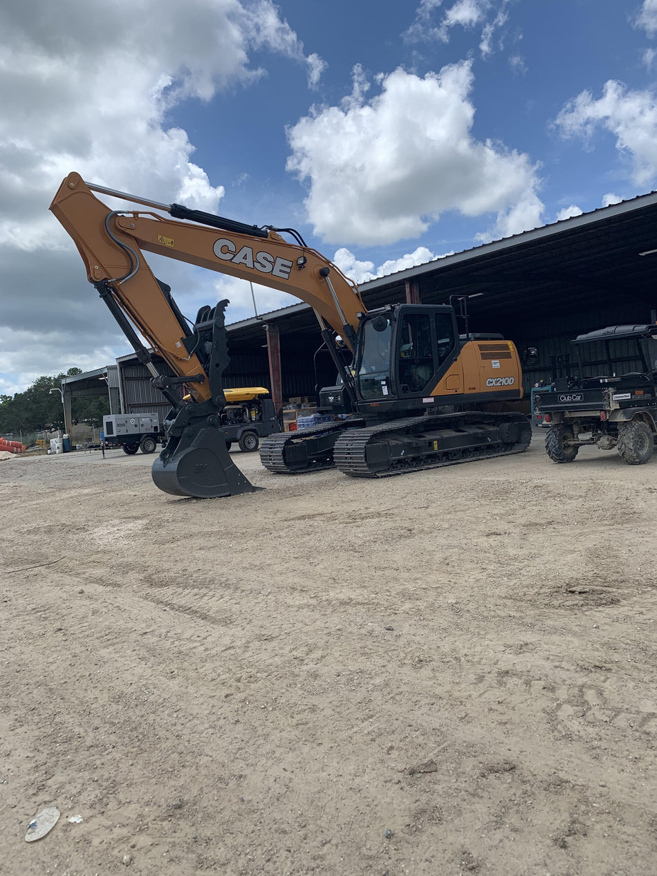 2021 CASE CX210D