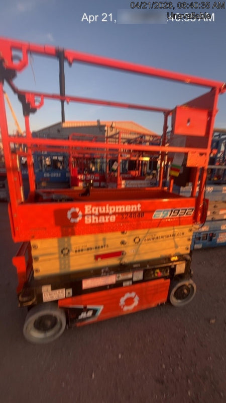 2023 JLG ES1932