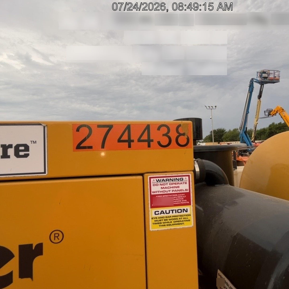 2023 Vac-Tron LP573XDT T4 Koehler Diesel Engine, 500 Gallon Debris Tank, x2 100 Gallon Water Tanks