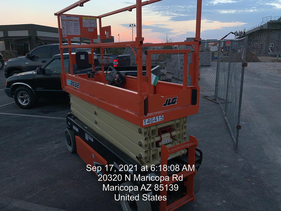 2021 JLG ES2632