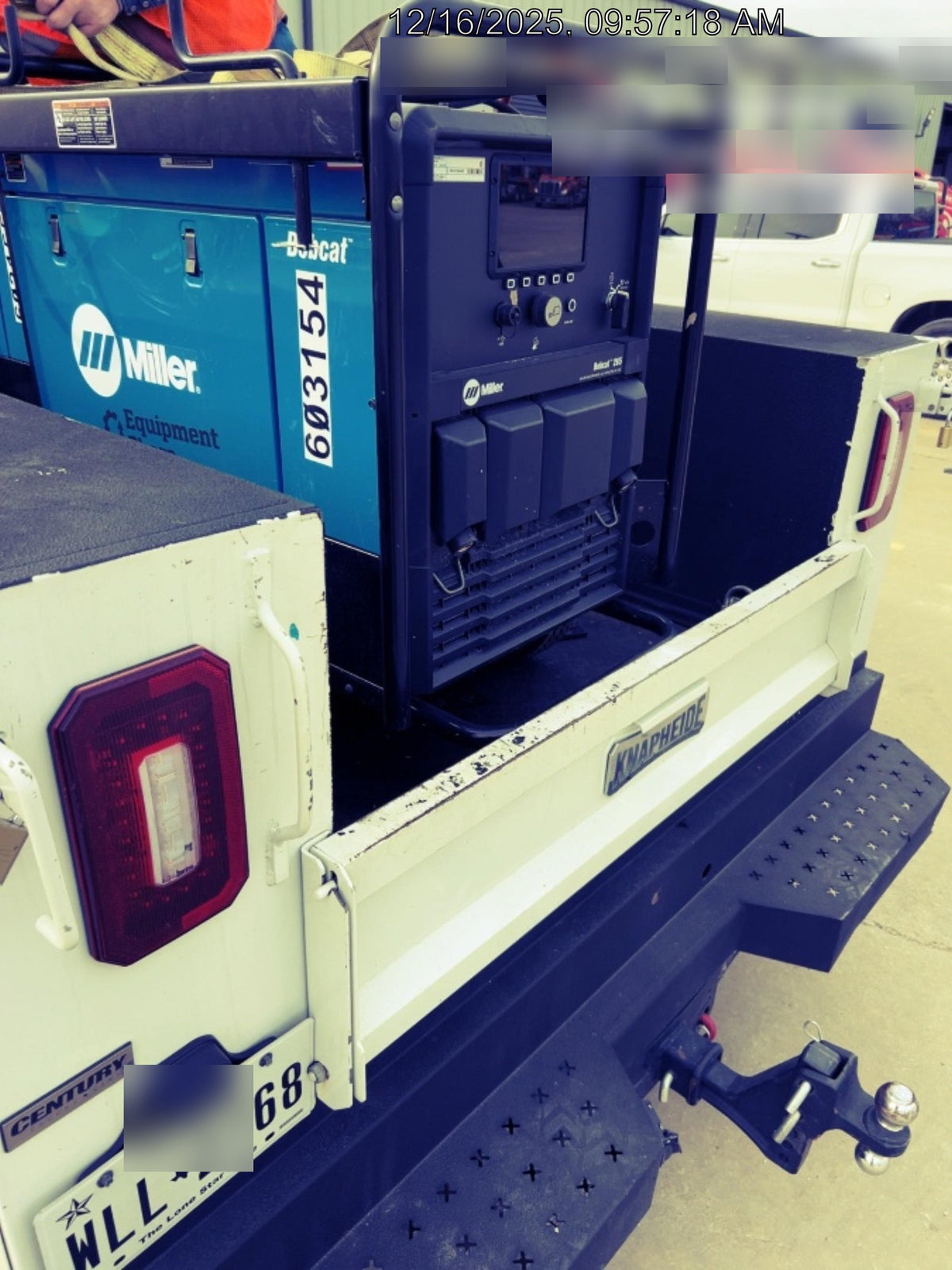 2025 MILLER ELECTRIC Bobcat 265 G