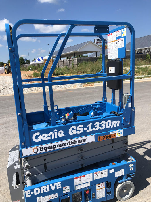2021 GENIE GS-1330m