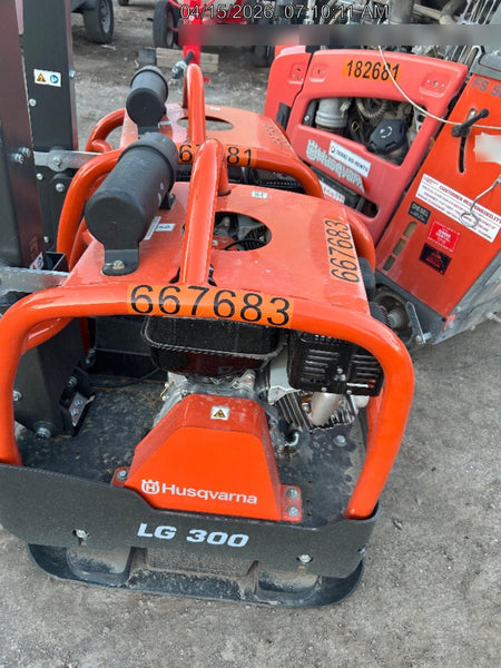 2025 HUSQVARNA LG300