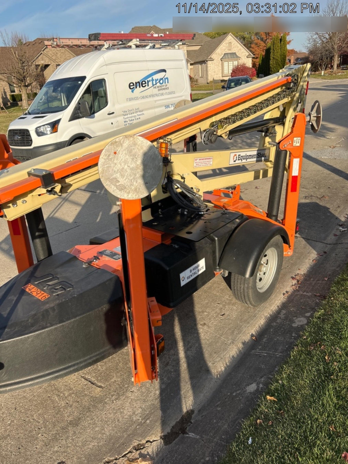2022 JLG T350