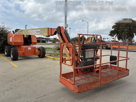 2016 JLG 660SJ
