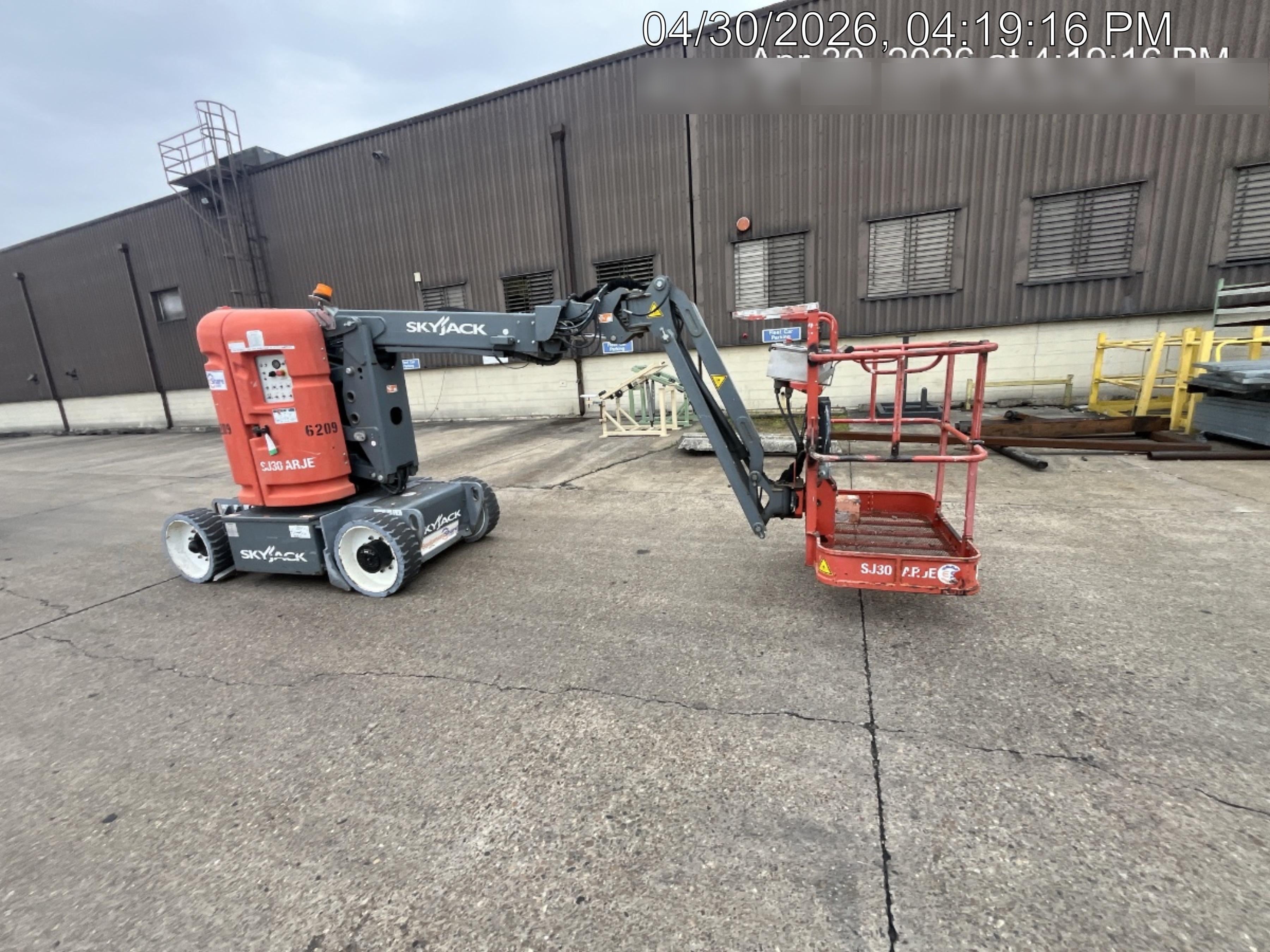 2017 SKYJACK SJ30 AJE