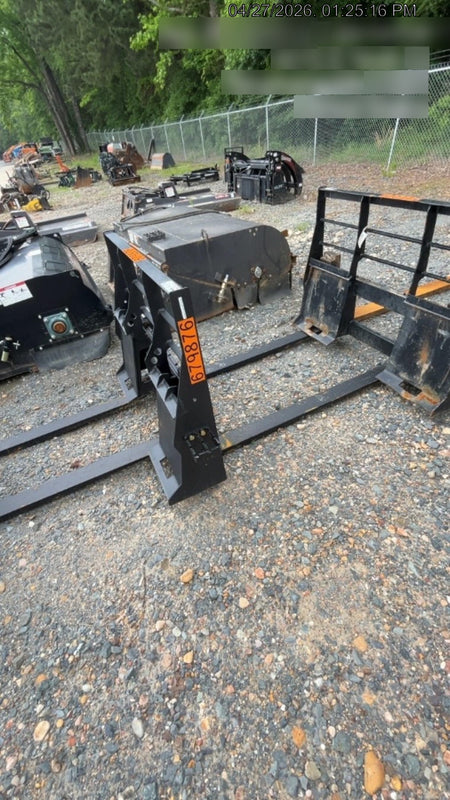 2026 ARROW MATERIAL HANDLING 48" Pallet Forks - Arrow