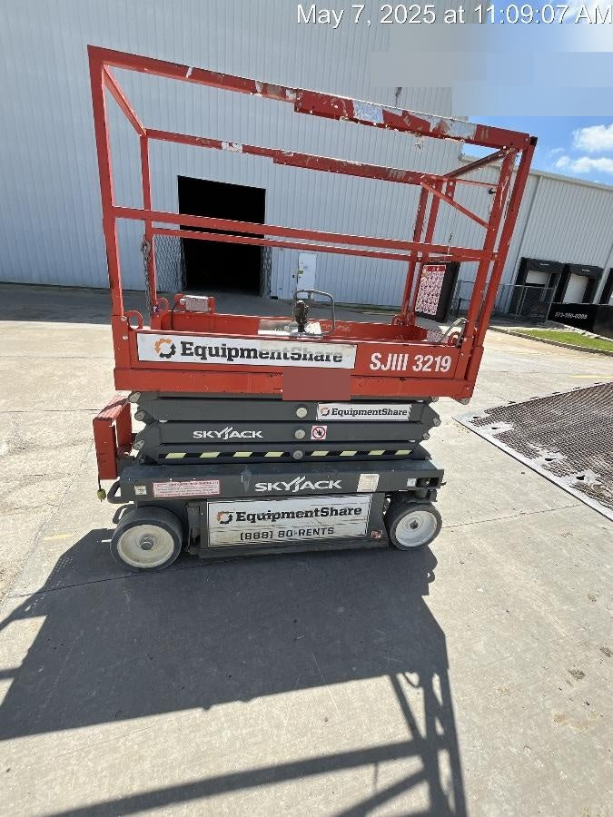 2019 Skyjack SJIII-3219 Standard Options, Trojan Batteries