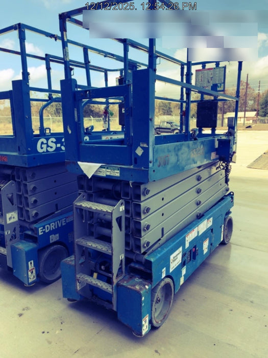 2017 Genie GS-3232 Standard