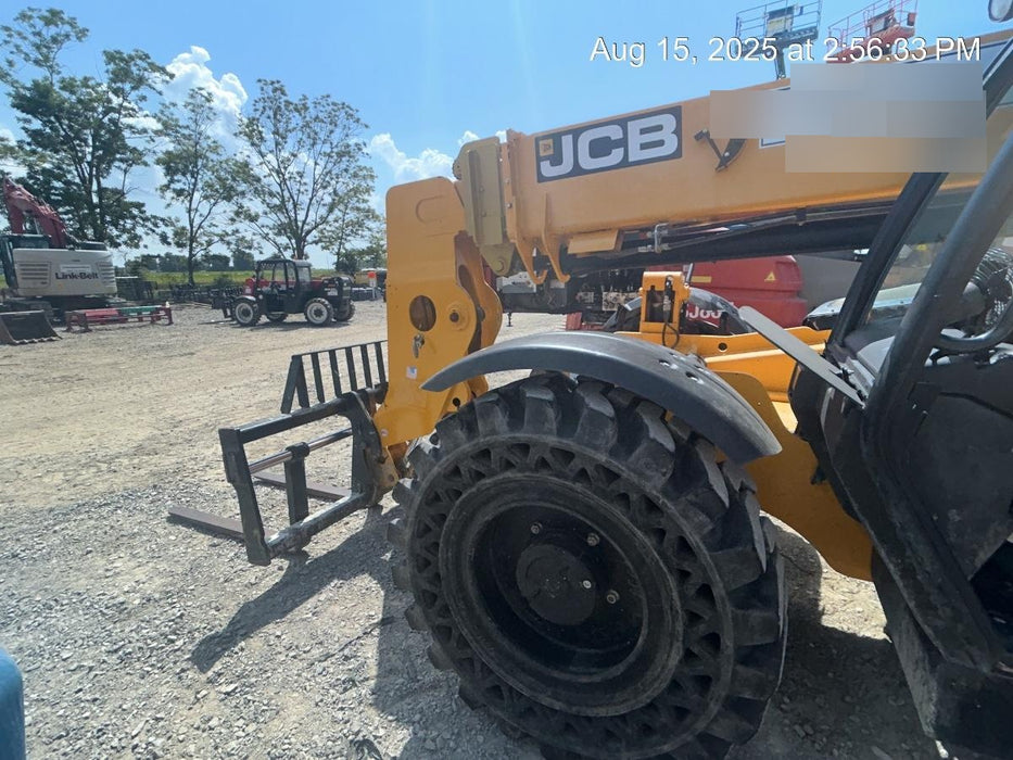 2020 JCB 509-42 Canopy, Solid Tires, Work Lights, Beacon, Aux Hydraulics, Back up Alarm, Lifting Eye, ES Decals