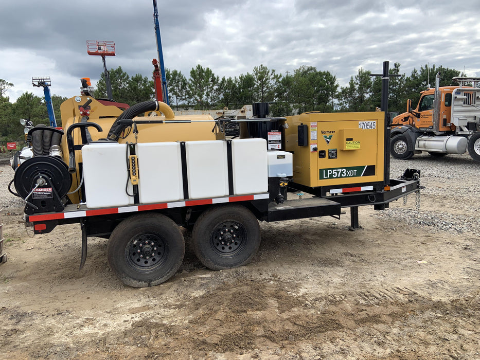 2022 VAC-TRON LP573XDT