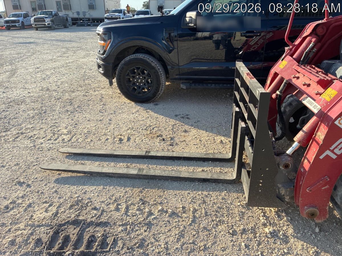 2026 ARROW MATERIAL HANDLING 72" Pallet Forks - Arrow