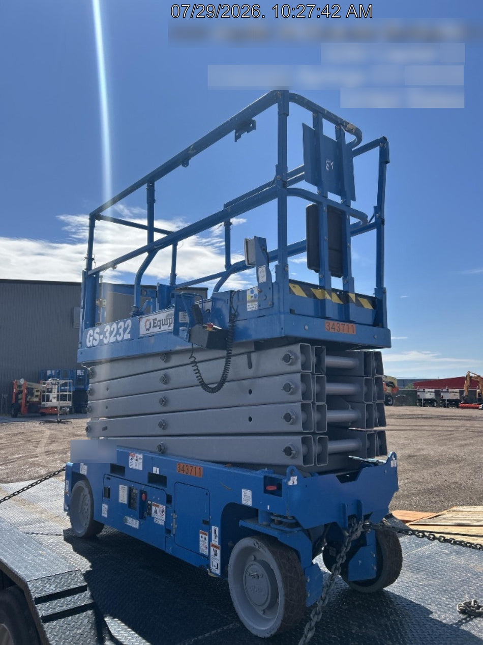 2023 GENIE GS-3232