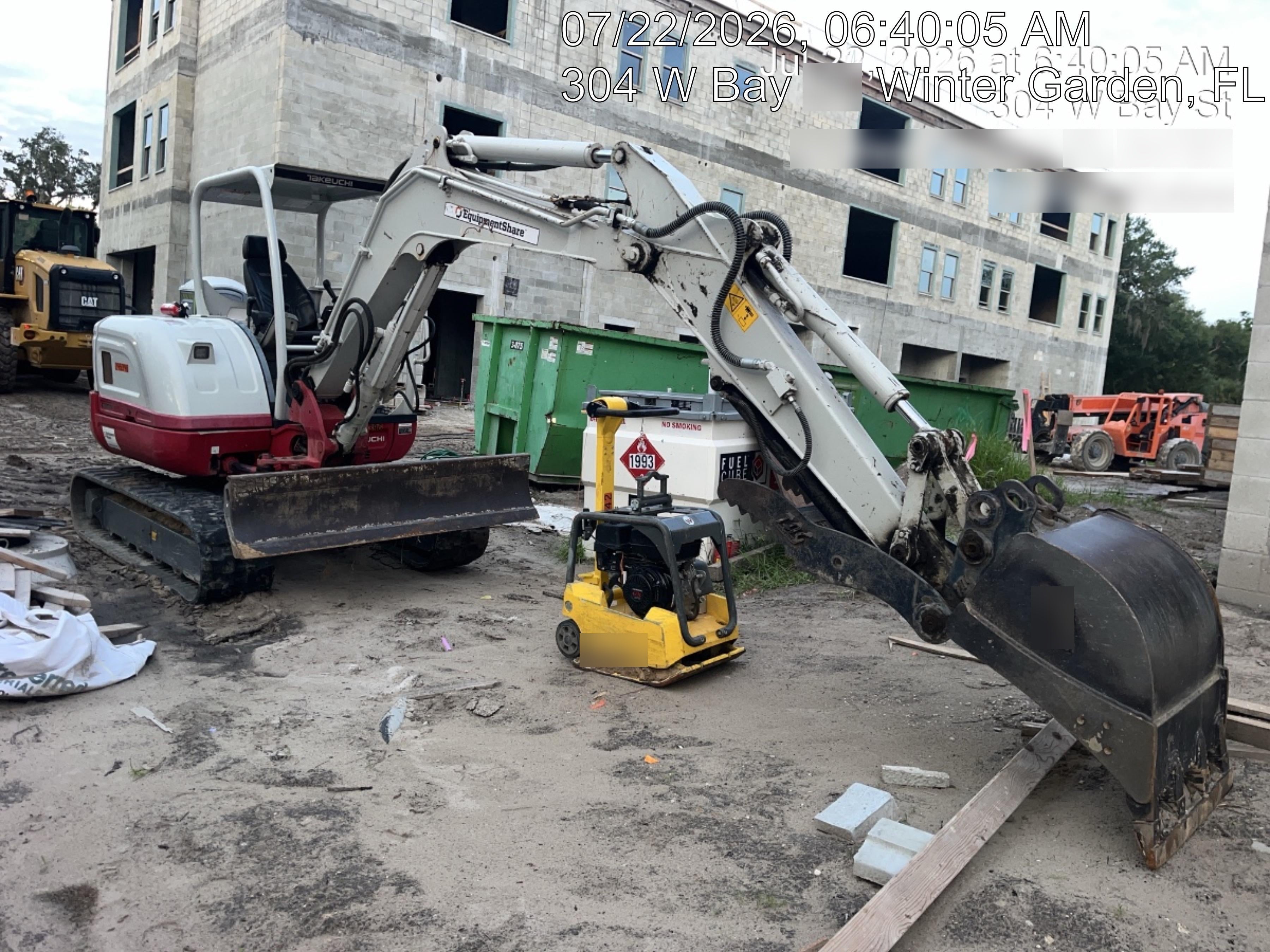 2023 TAKEUCHI TB250-2R