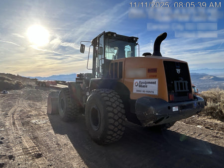 2023 CASE 821G