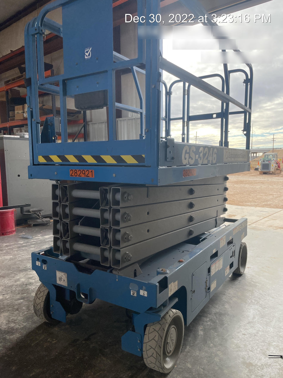 2022 GENIE GS-3246