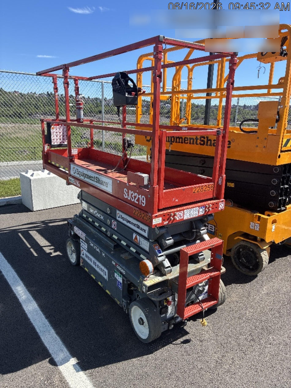 2022 SKYJACK SJ3219