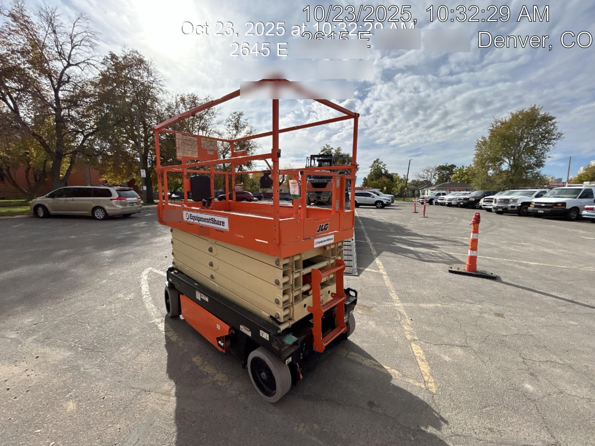 2021 JLG R3246