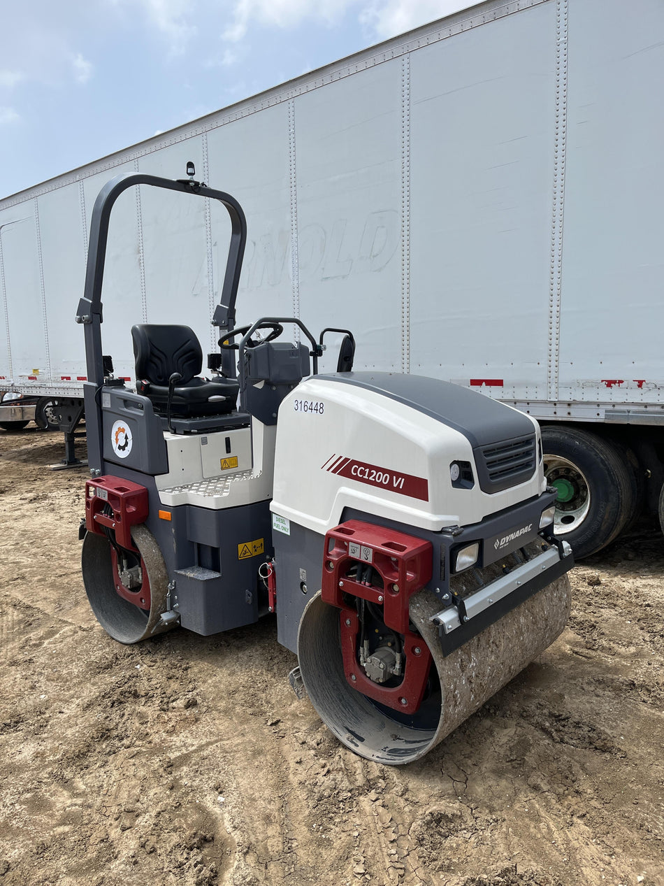 2023 DYNAPAC CC1200