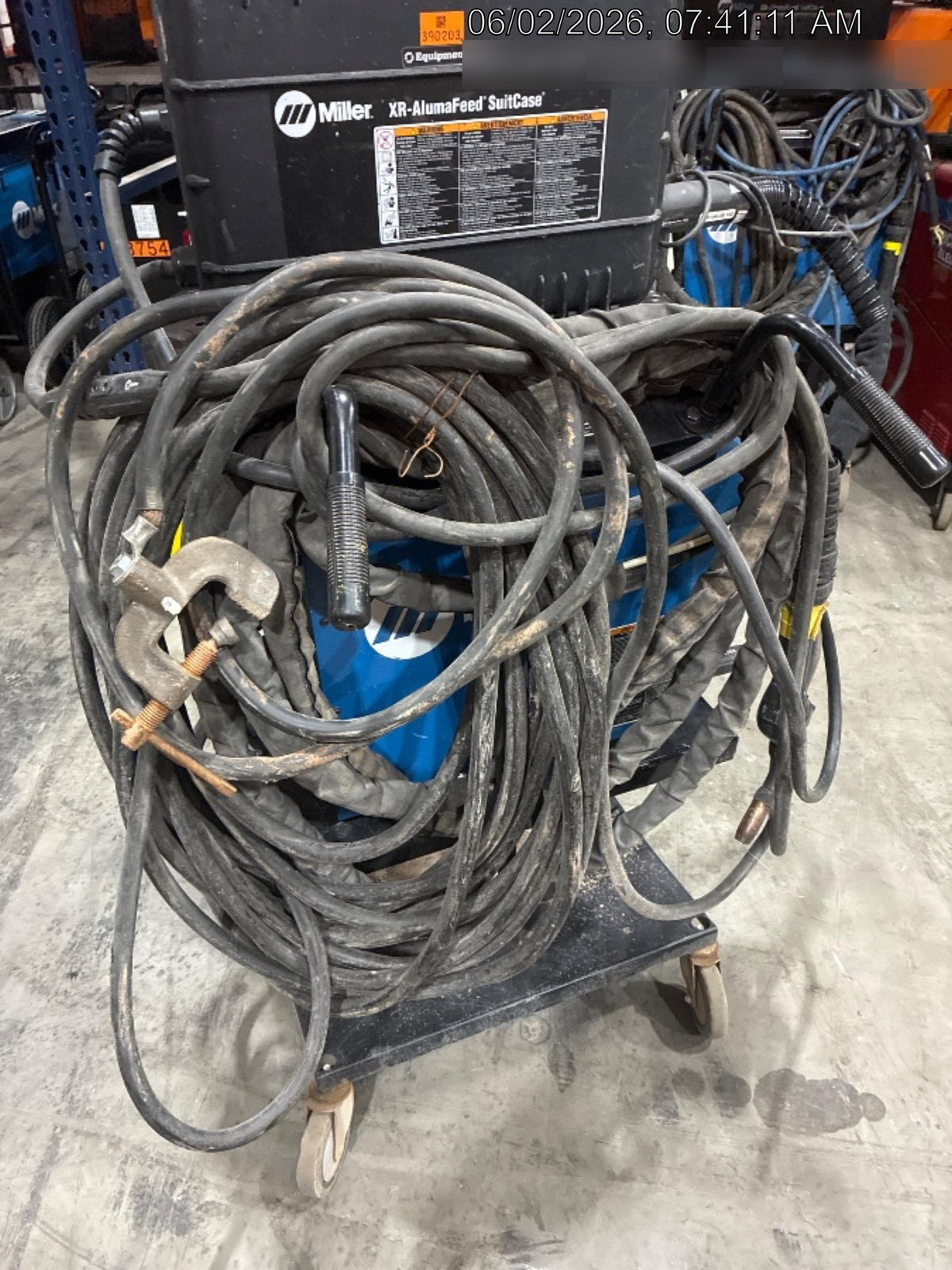 2023 MILLER ELECTRIC XR-AlumaFeed