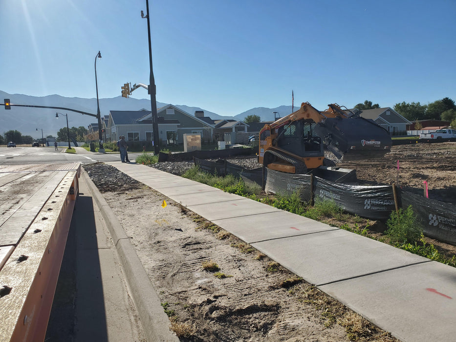 2020 PALADIN Sweepster SB72