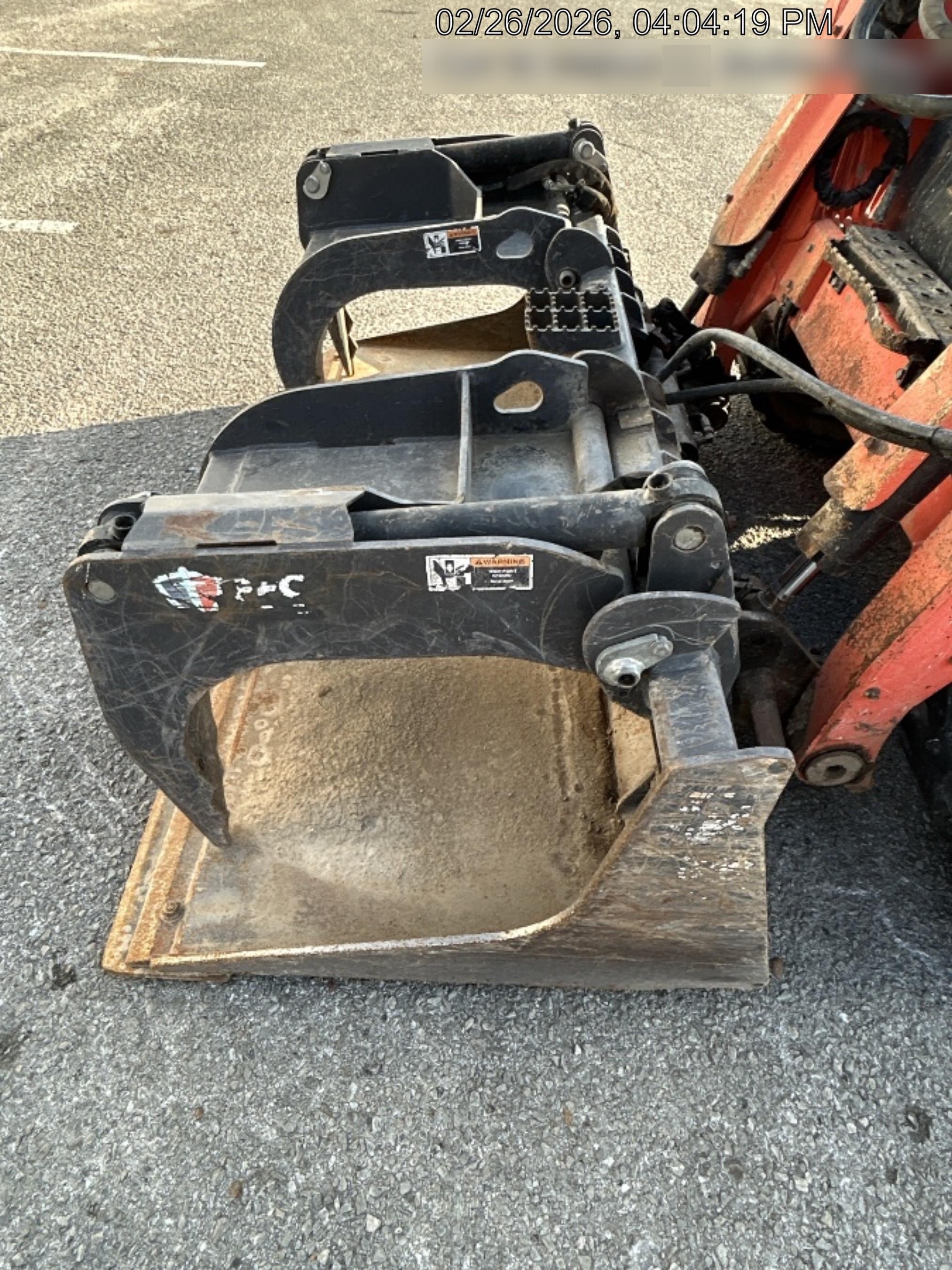 2019 PALADIN 76" Scrap Grapple Bucket - Paladin