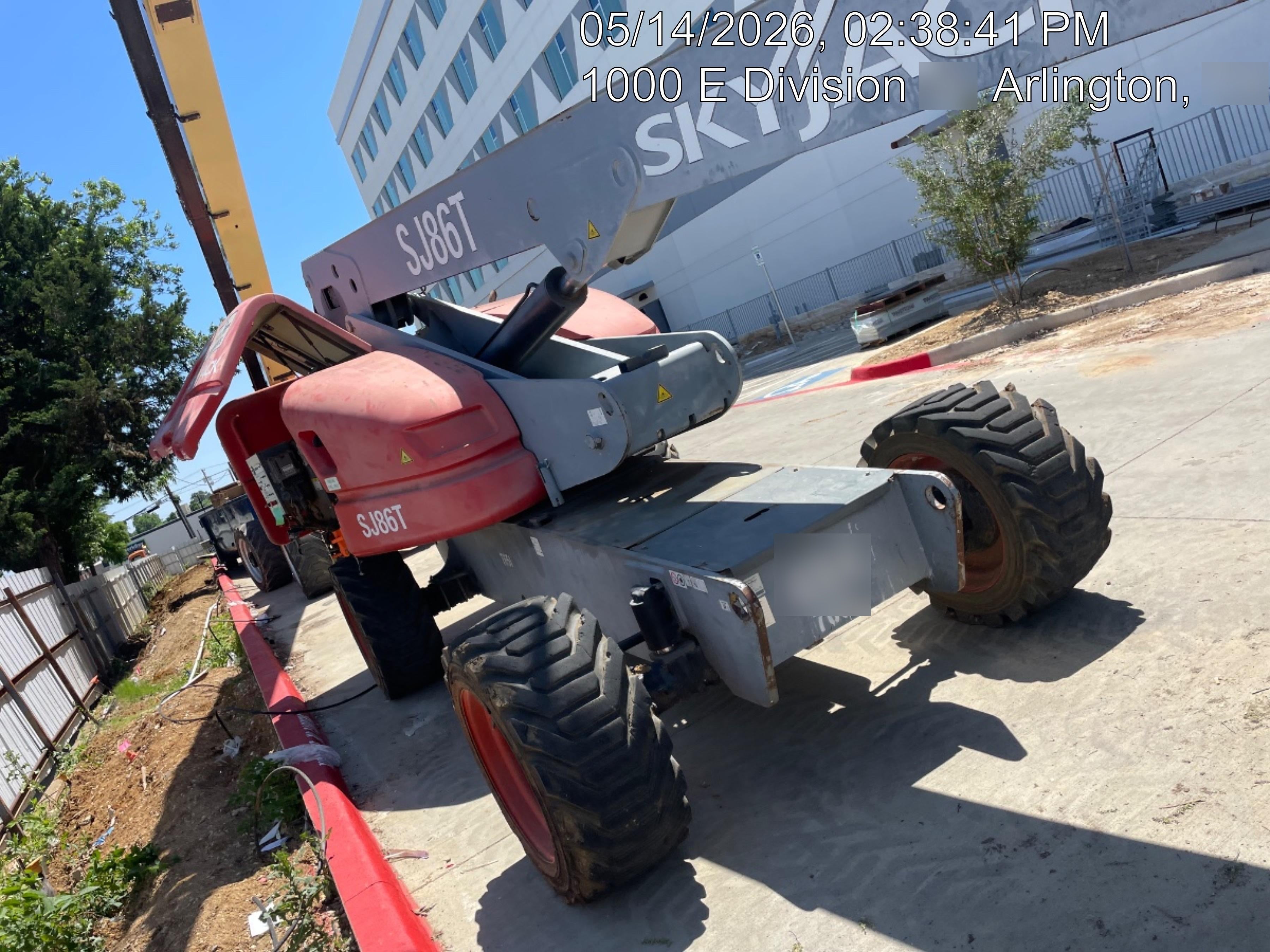 2018 Skyjack SJ86T Skyjack SJ86T w/Diesel Engine, Foam Filled Tires, Flashing Beacon, Glazier Kit