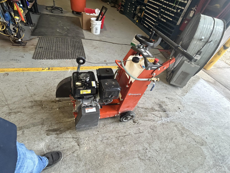 2024 HUSQVARNA FS 400 LV