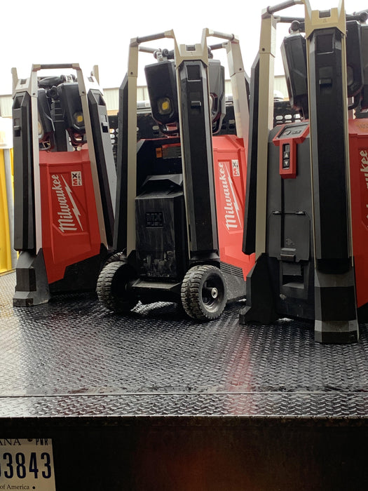 2021 MILWAUKEE MXF041-1XC