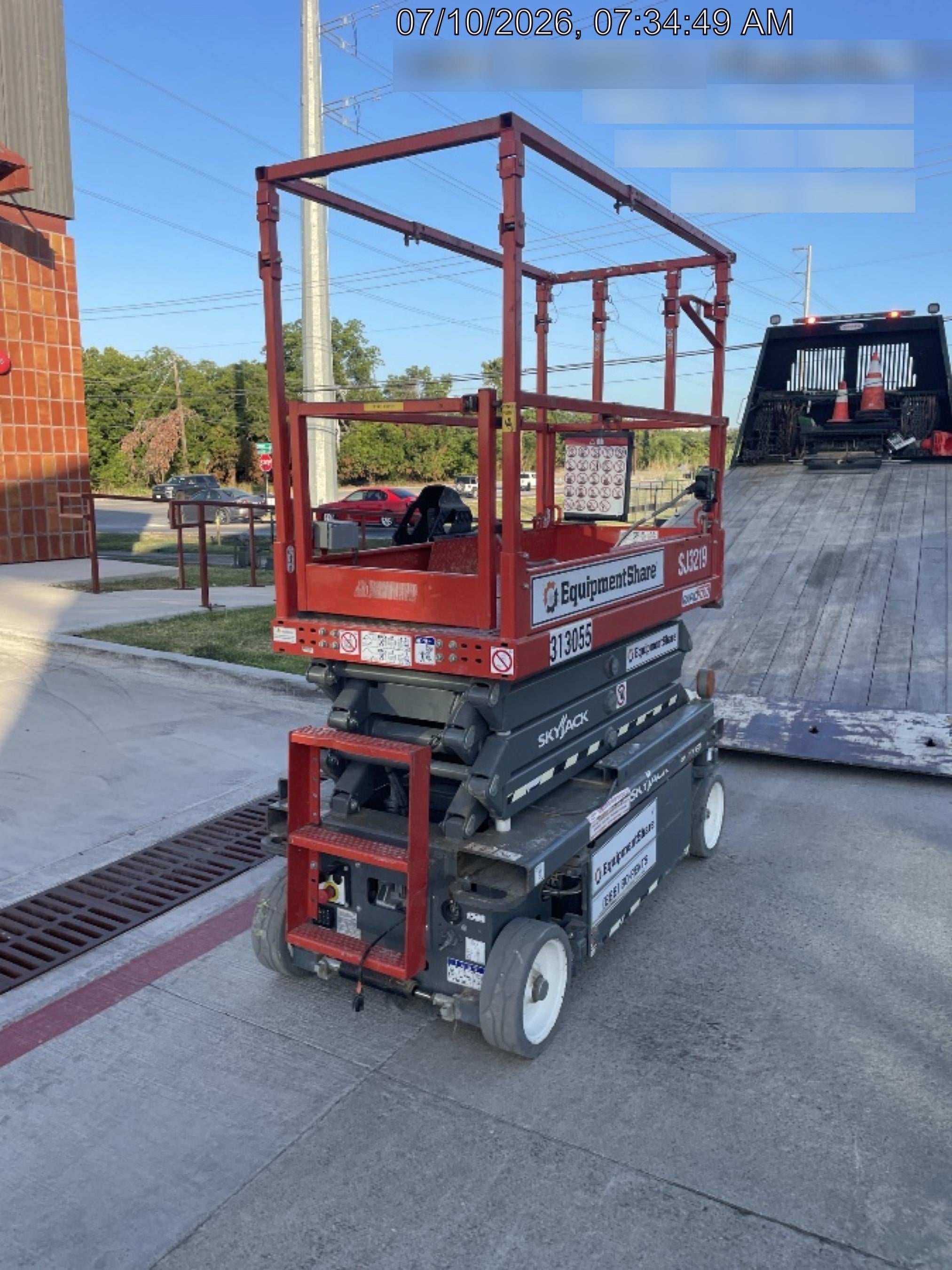 2023 SKYJACK SJ3219