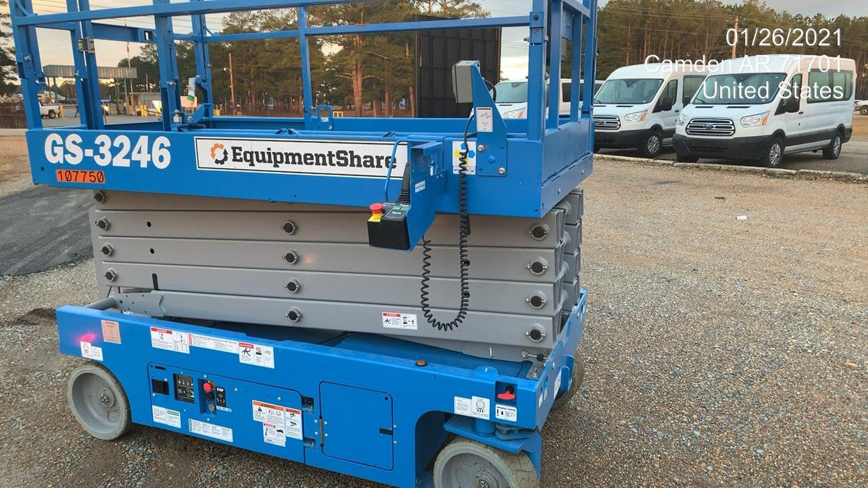 2020 Genie GS-3246 Standard, Folding full height swing gate